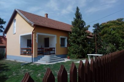 Abádi Eszter Ház Abádszalók