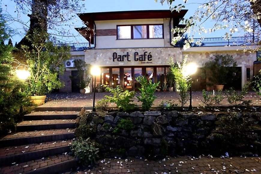 Part Café & Panzió Dunakeszi